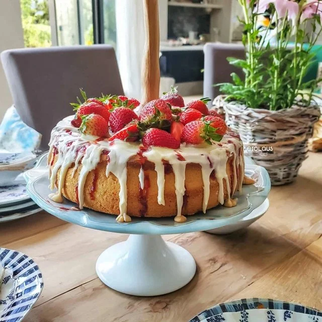Marmorkuchen mit Vanille und Erdbeere