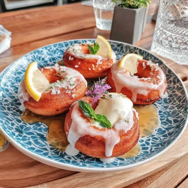 Zitronen-Berliner mit Vanillezucker